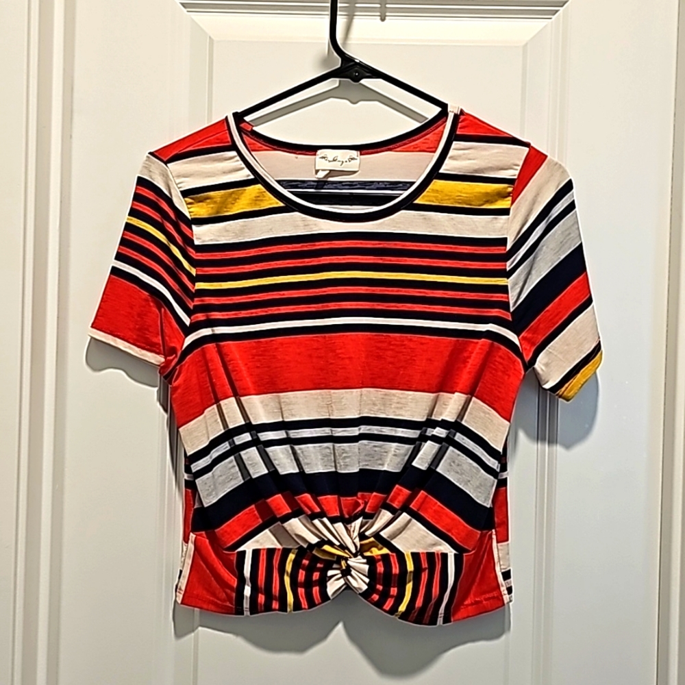Cute crop top knot front tshirt